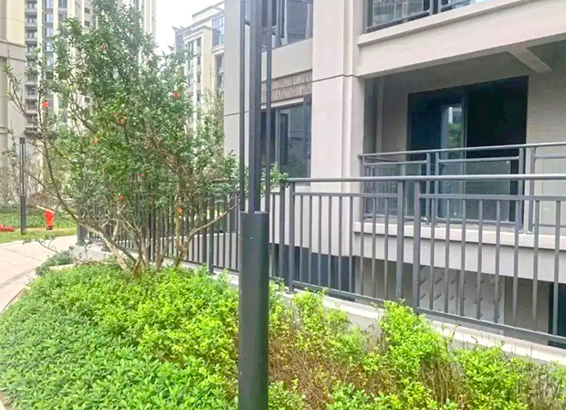 四川隆昌錦林江南里鋅鋼陽臺(tái)欄桿項(xiàng)目