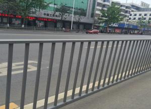 關(guān)于道路護(hù)欄的耐久性